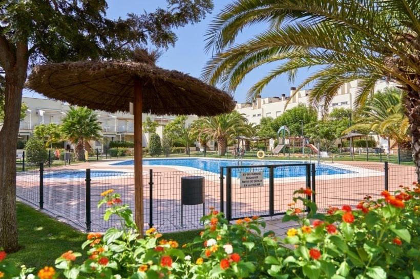 Apartamento Primera Linea De Playa Isla Cristina Urbanizacion Zarati Экстерьер фото